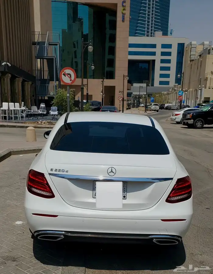 سعر لقطه مرسيدس 2019 (ديزل اقتصادية جدآ) E220 .. 3