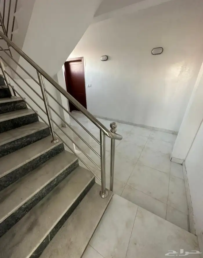 عمارة للايجار او الاستثمار في ضباء 2