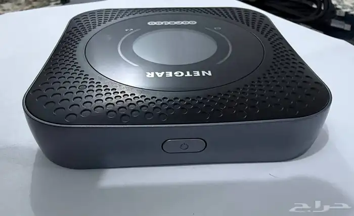 Netgear M1 شبه جديد 3