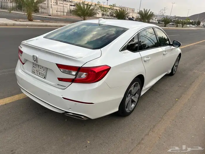 للبيع هوندا أكورد بلوحة مميزة 5