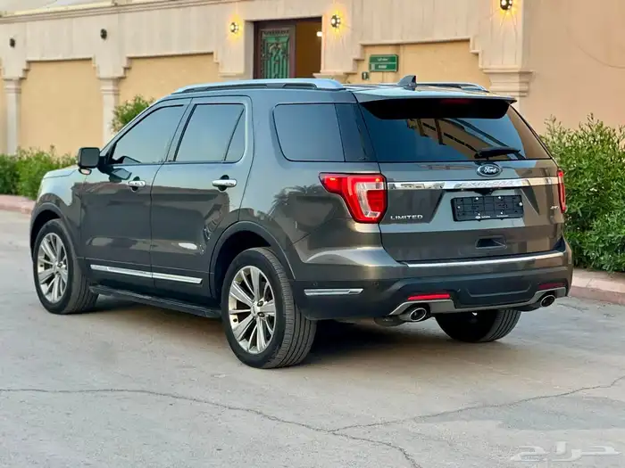 Ford Explorer limited 2018 v6 4