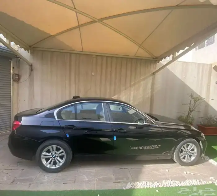 للبيع بي ام دبليو BMW 320i 0