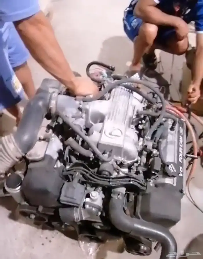 مكينة لكزس 400 موديل 2000 0