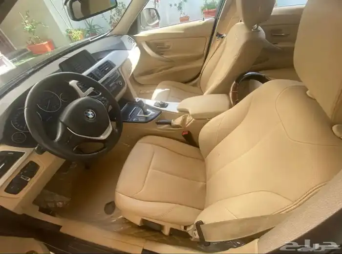 للبيع بي ام دبليو BMW 320i 2