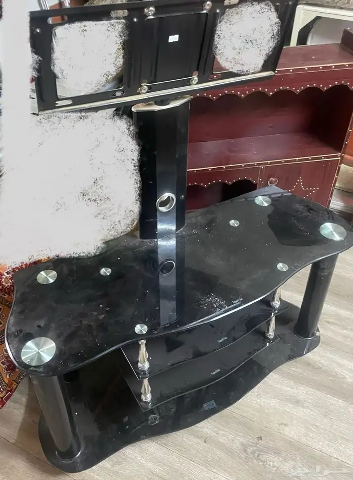 دولاب خشب لدلال طاوله بلازما جديده 1