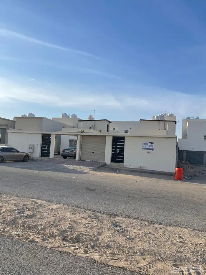 للايجار استراحة حفر الباطن حي الريان 0