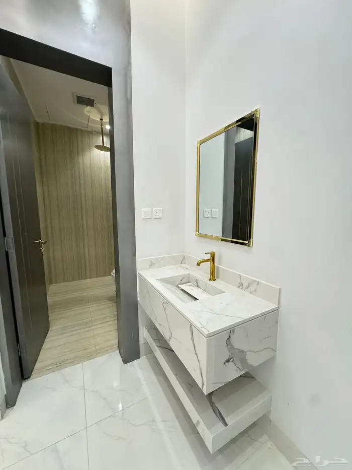 للبيع ادوار مدخل سيارة من المالك مباشره 5