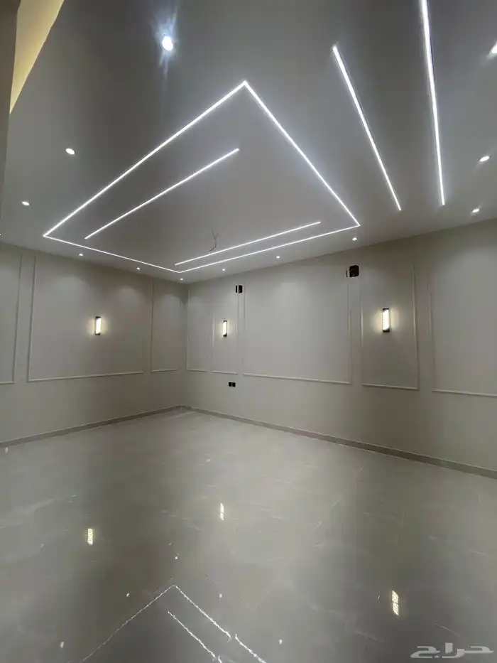 للبيع دور وشقة مستقلة حفر الباطن حي اليرموك 4