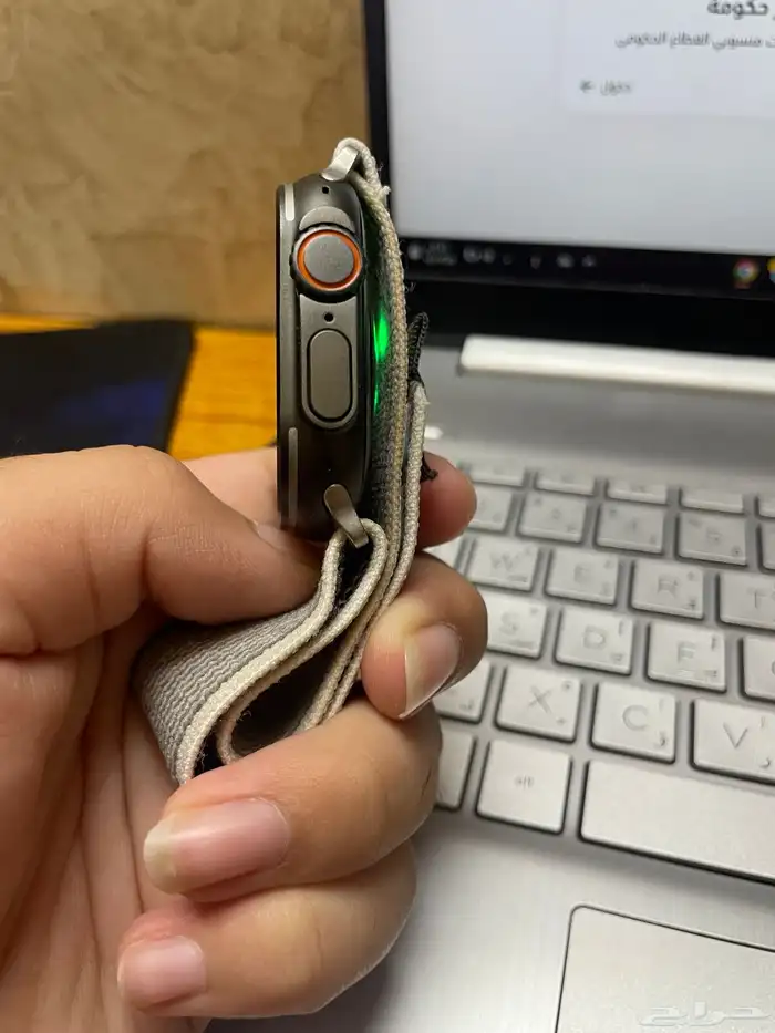 ساعه شبيهة ابل درجه أولى 4