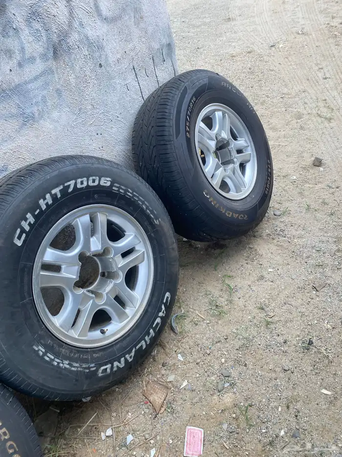 للبيع جنوط لكزاز تركب عل شاص ربع 1