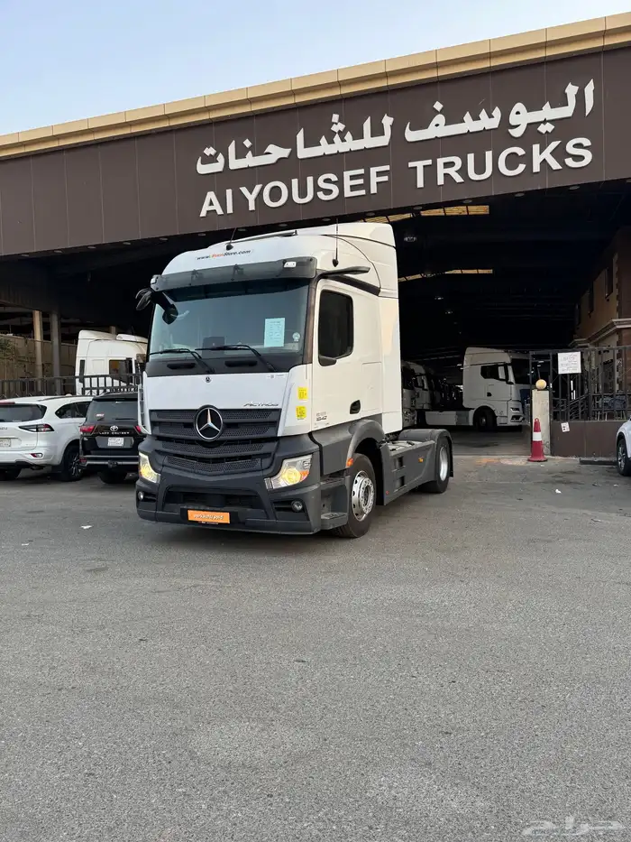 للبيع شاحنة مرسيدس 1842 موديل 2021 الماني 1