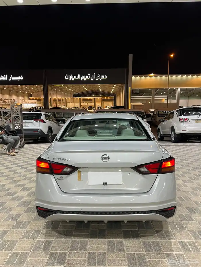 للبيع نيسان التيما 2022 4