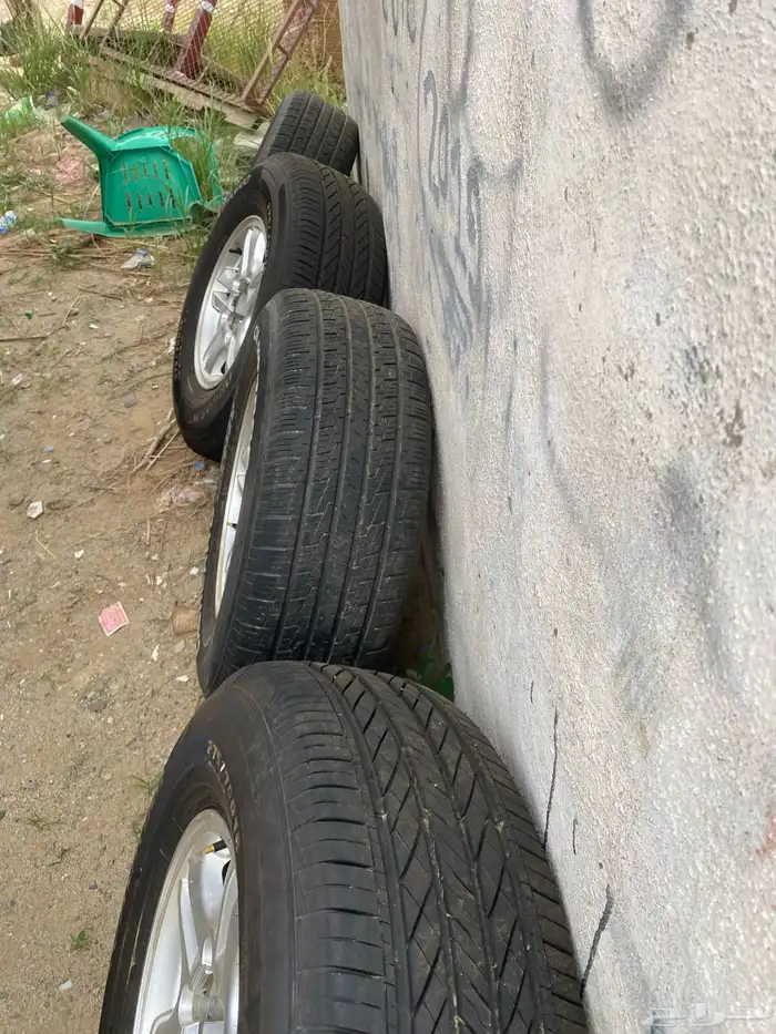 للبيع جنوط لكزاز تركب عل شاص ربع 3