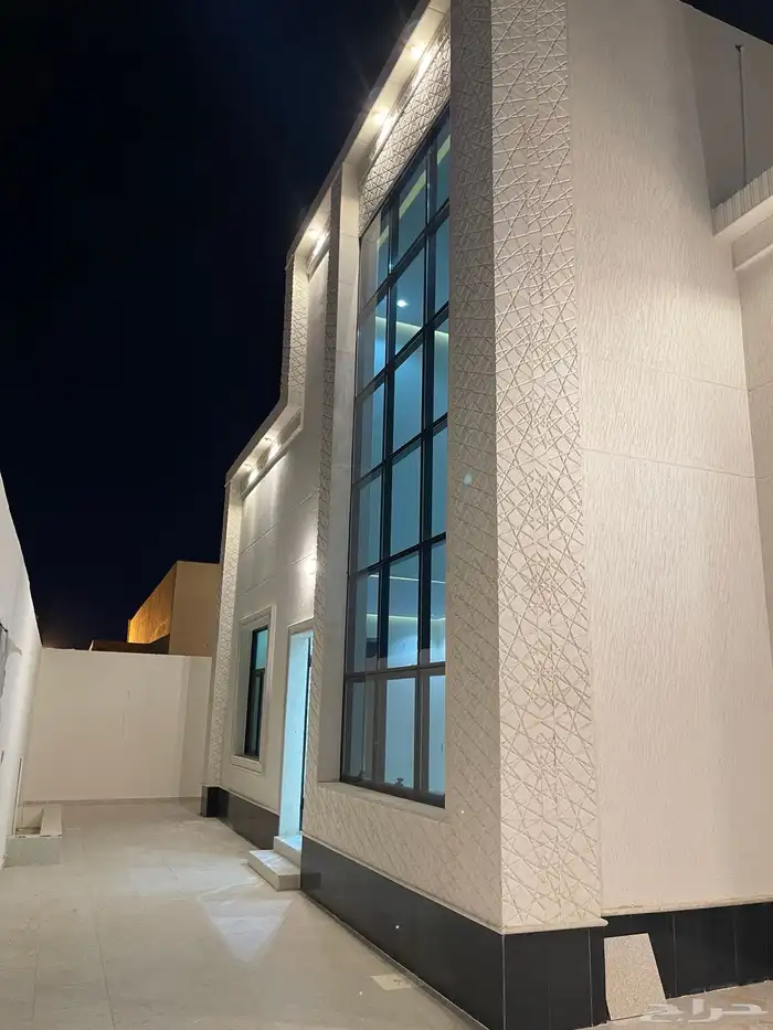 للبيع فيلا جديد حي السليمانية حفر الباطن 3