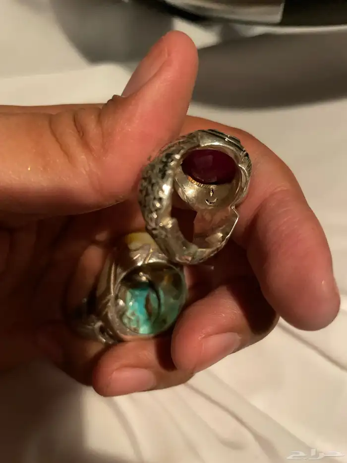 الأول فيروز والثاني حجر غريب الثالث الأحمر والوبال اثيوبي 6