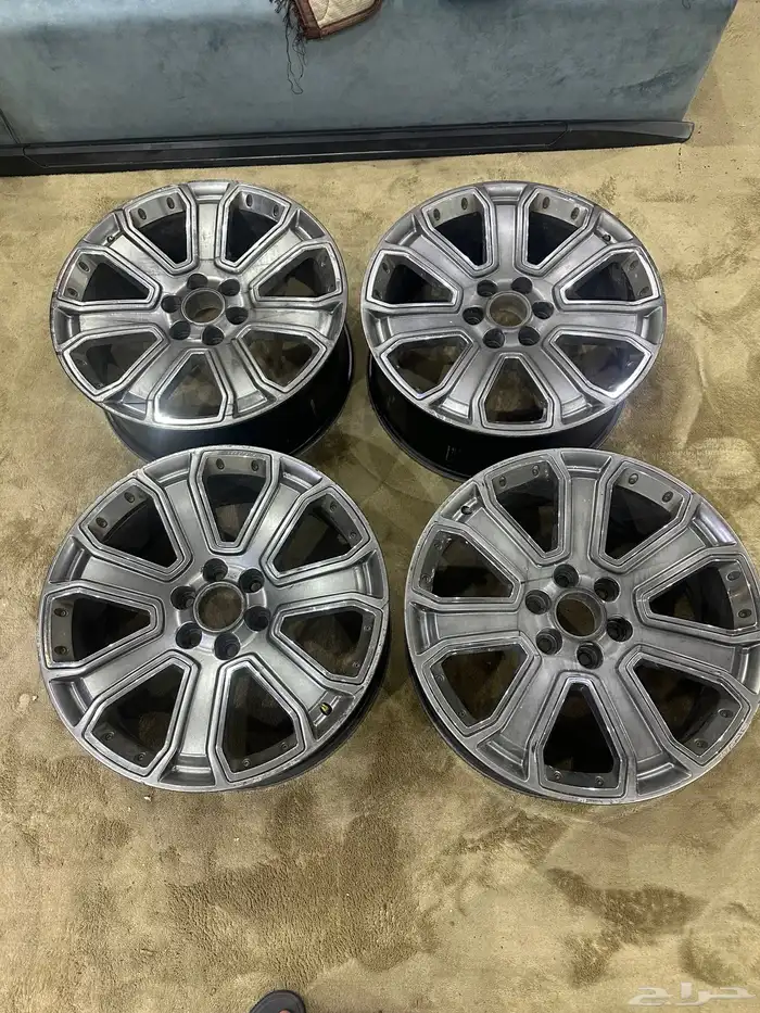 قطع تاهو شبك تاهو LTZ اصلي نظيف و جنوط دينالي و شمعة تاهو 2
