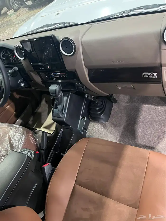 تويوتا ربع رفرف اصفار 2025 اقل سعر 18