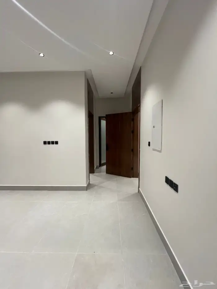 للبيع عمارة جديدة مساحة 960م 67
