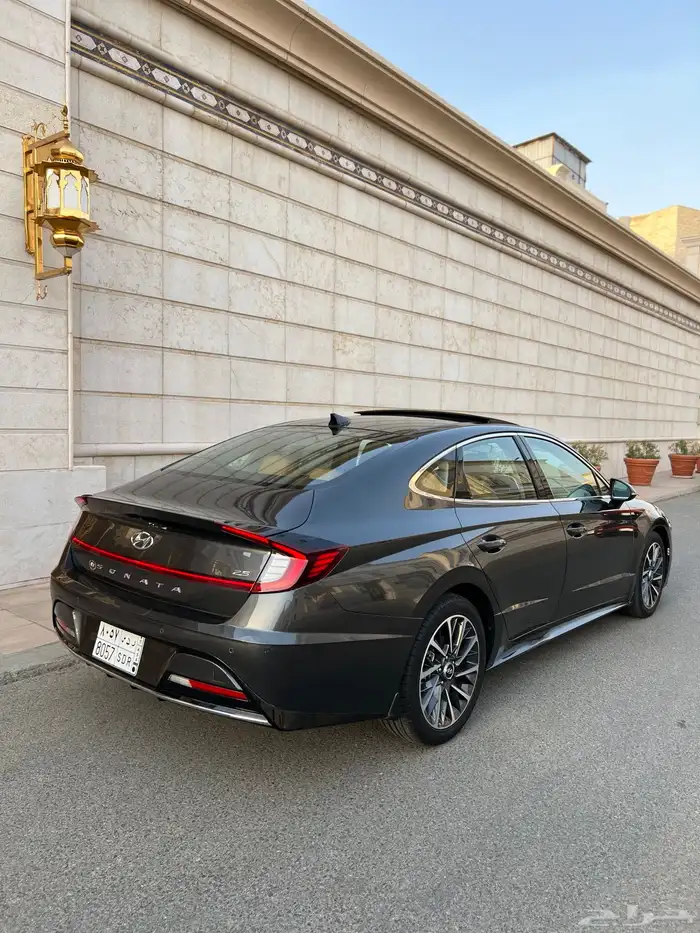 للبيع سوناتا 2020 سمارت بلس شبه الجديده 24