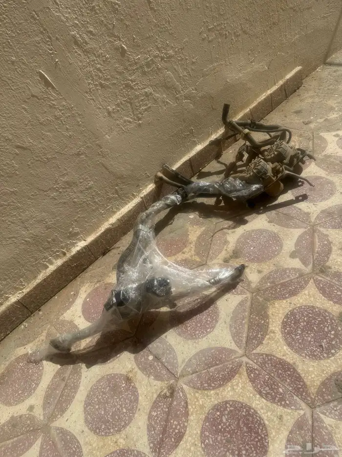 للبيع قطع تندرا وسكويا 5