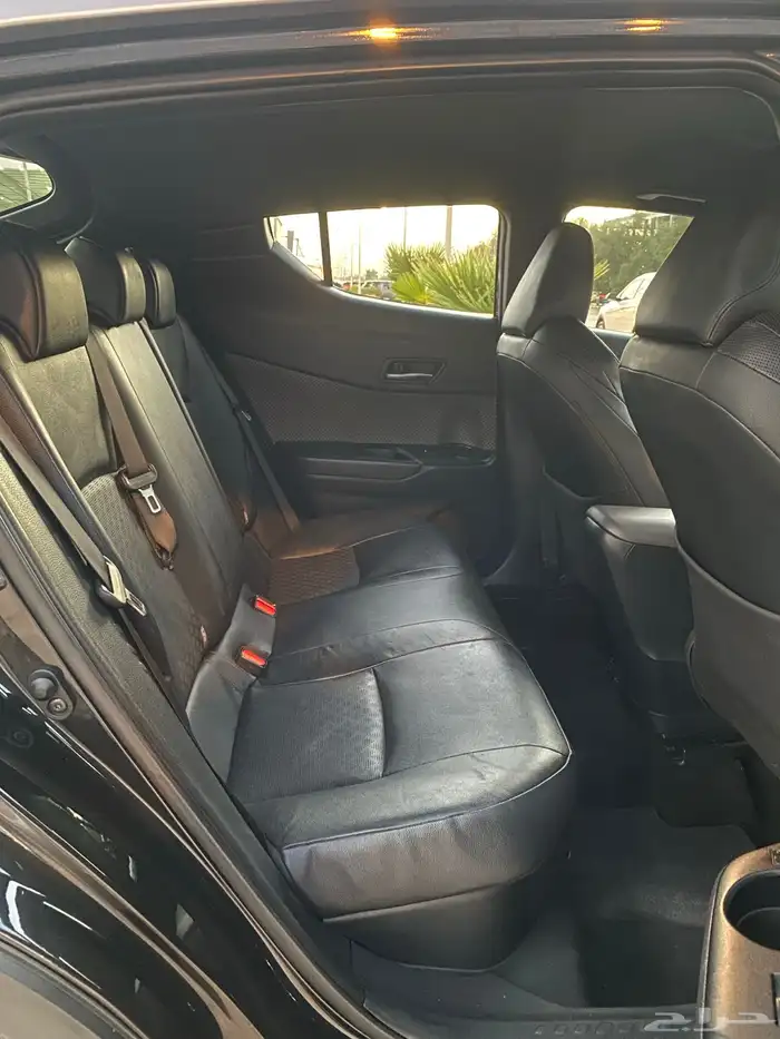 تويوتا سي اتش ار C-HR هايبرد 25