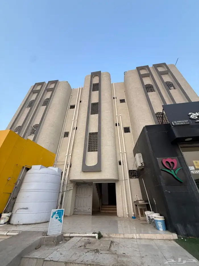 عمارة للبيع او الاستثمار حي المطار 0