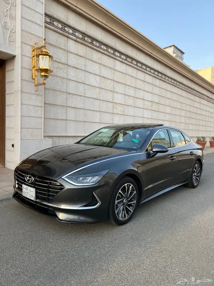 للبيع سوناتا 2020 سمارت بلس شبه الجديده 0