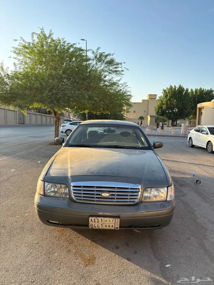 فورد كراون فيكتوريا 0