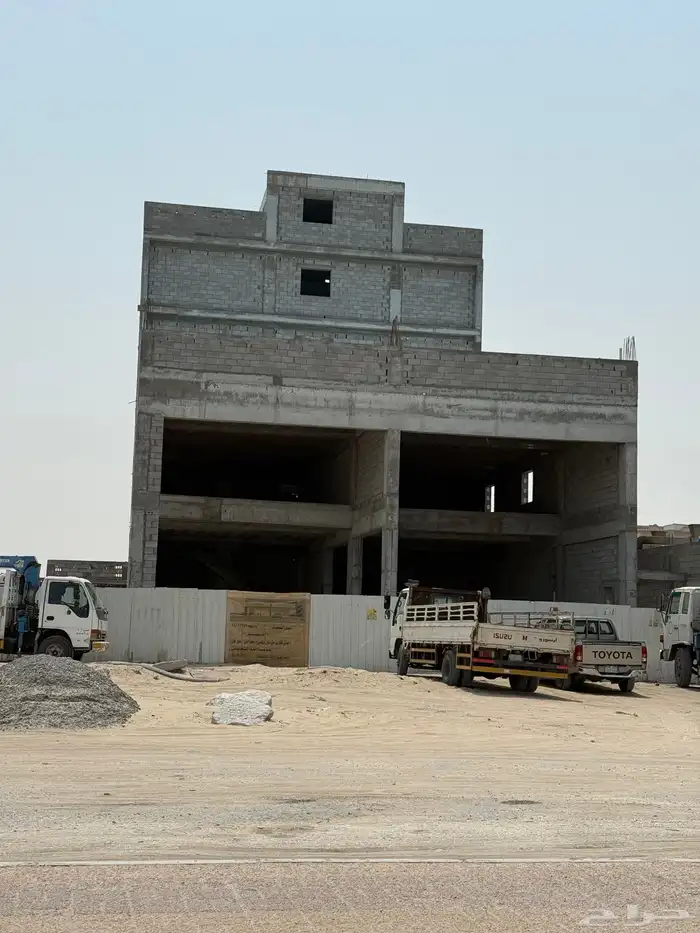محلات تجارية في الدمام 400 متر عماره للايجار بالكامل 5