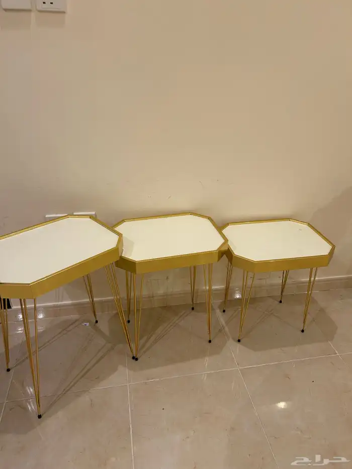 طاولات خدمة 1