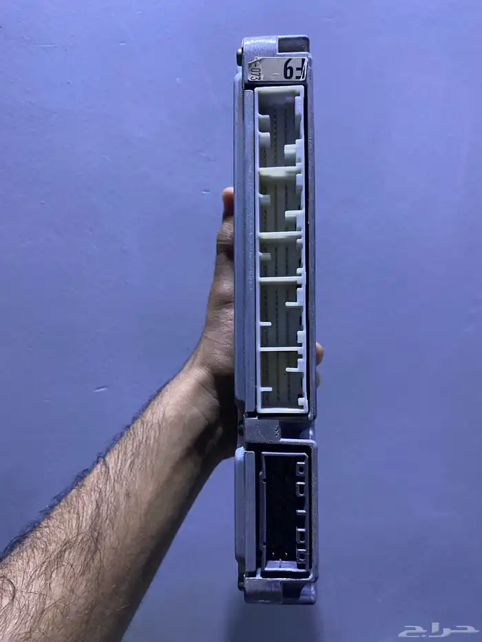 كمبيوتر لكزس LS400 موديل 98سعودي 1