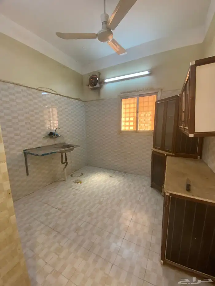 ثلاث استراحات للايجار 5