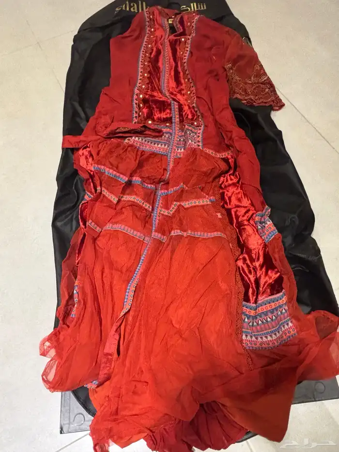 فستان من شالكي لم يستخدم 3