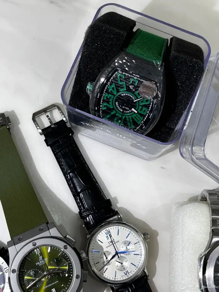 ساعة فرانك مولر اخضر 0