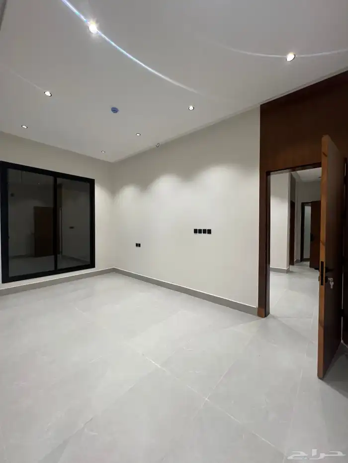 للبيع عمارة جديدة مساحة 960م 63