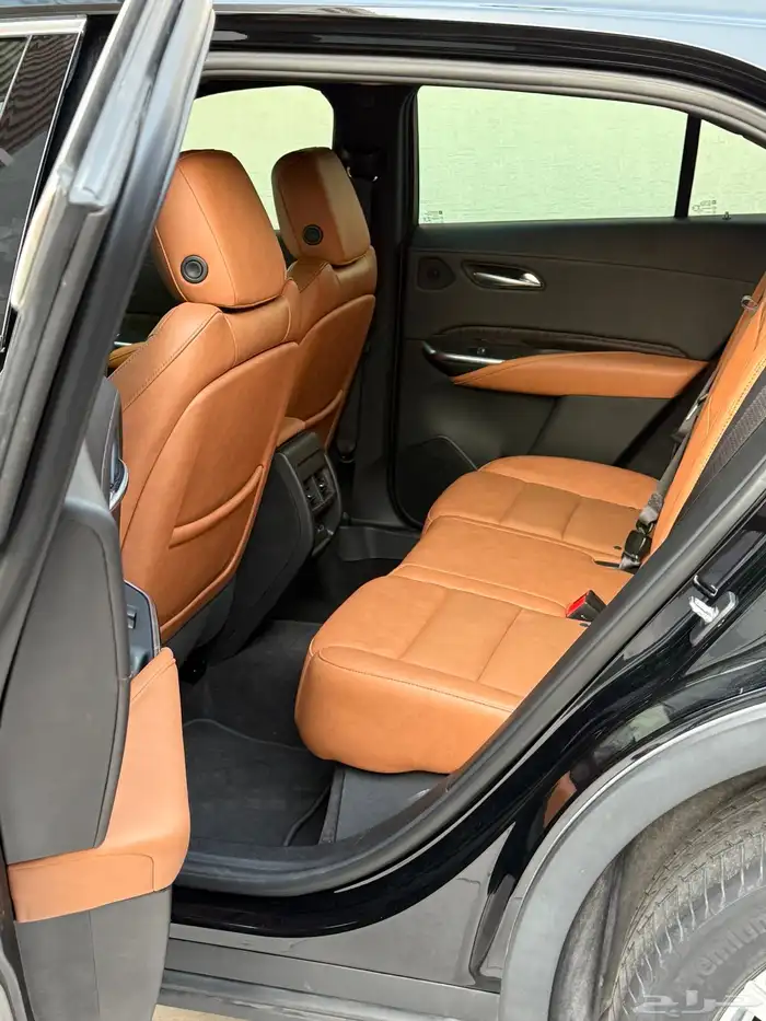 كاديلاك XT4 موديل 2023 للبيع 3