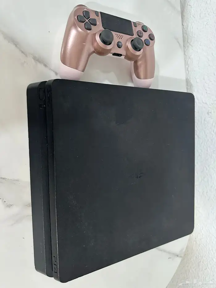 للبيع سوني 4 يقبل التعديل 0