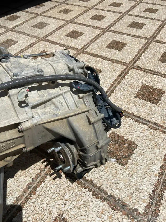 دبل جير خاص للهايلوكس و فور تشنر من موديل 2017 الى 2022 0