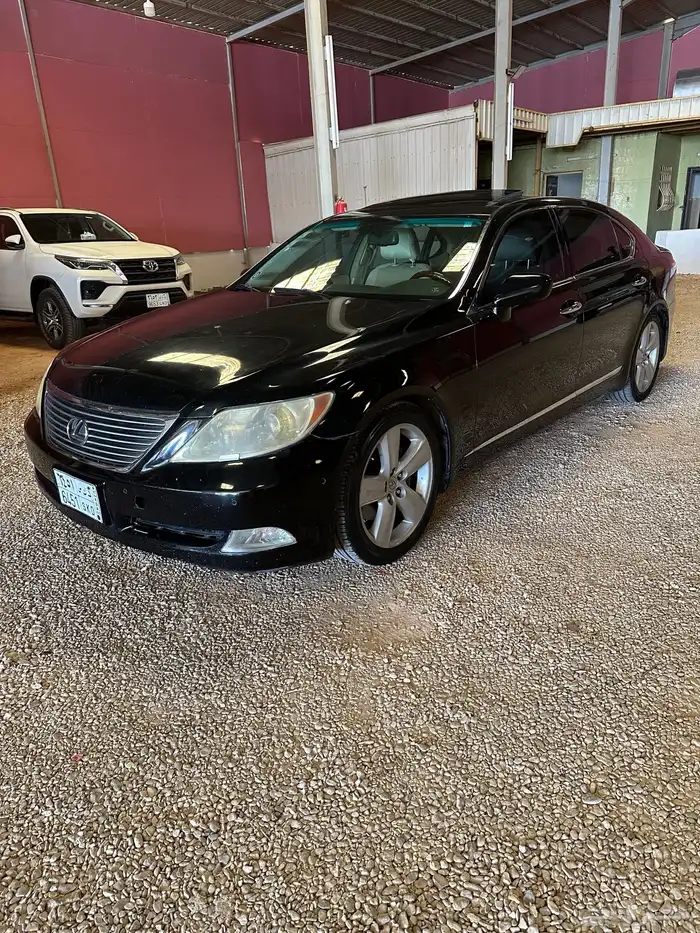لكزس 460 ls فل كامل 2007 5
