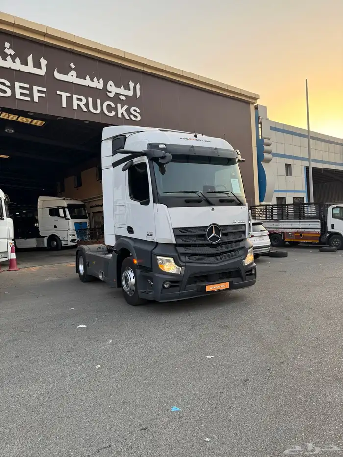 للبيع شاحنة مرسيدس 1842 موديل 2021 الماني 2