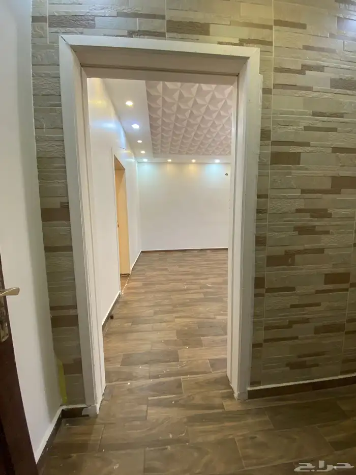 شقة غرفة وصاله ومطبخ 5