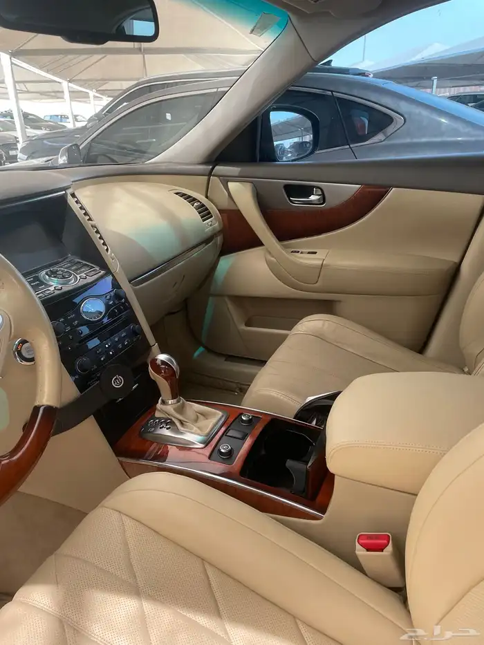 انفنتي Qx70 موديل 2016 5