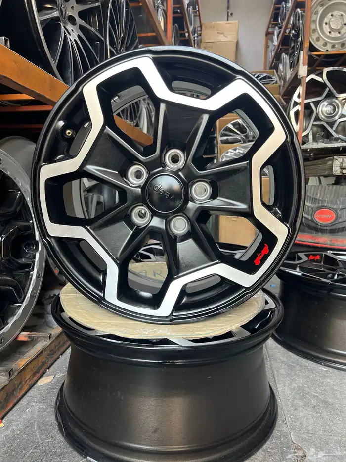 جنوط رنجلر شروكي اصلي وكاله مقاس 17موديل 2023 0