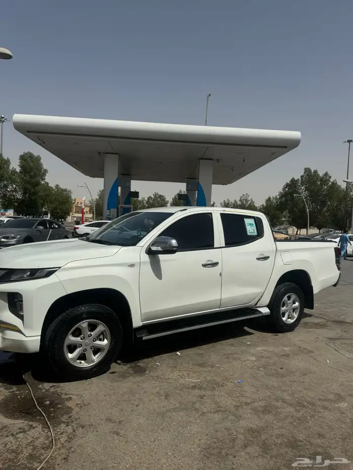 مستبيشي L200 2