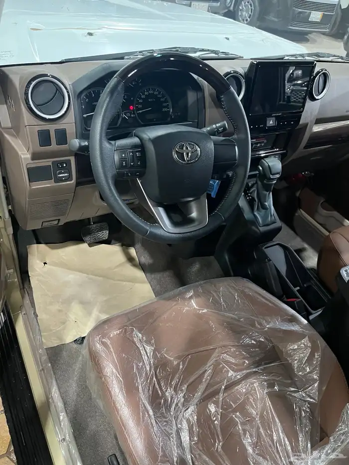 تويوتا ربع رفرف اصفار 2025 اقل سعر 27