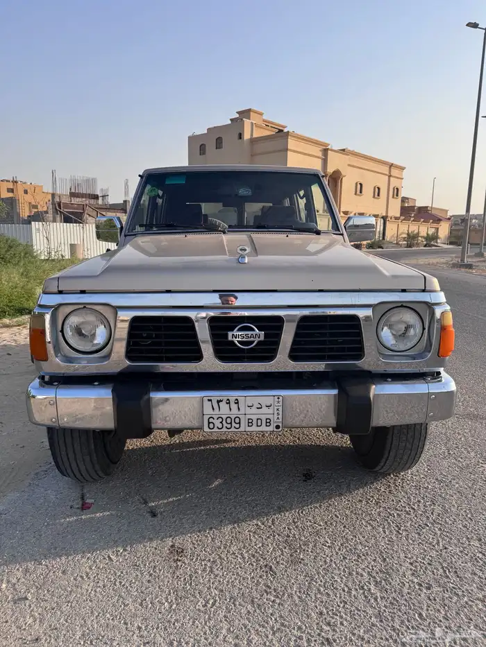 نيسان سوبر سفاري 4