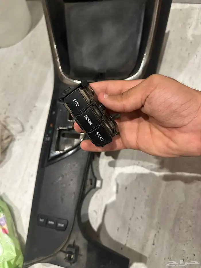 ديكور قير مع درج افالون 2013 الي 2017 0