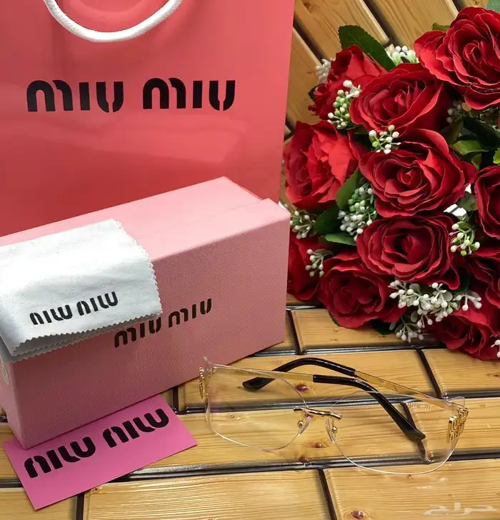 نظارات من ماركة miu miu نسائي اهدي من تعز عليه 6