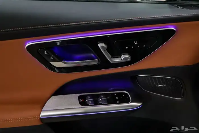 مرسيدس 2023 GLC200 اعلى فئة 9