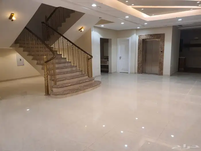 فله فاخرة للبيع الرياض حي المونسية 5.800.000 10